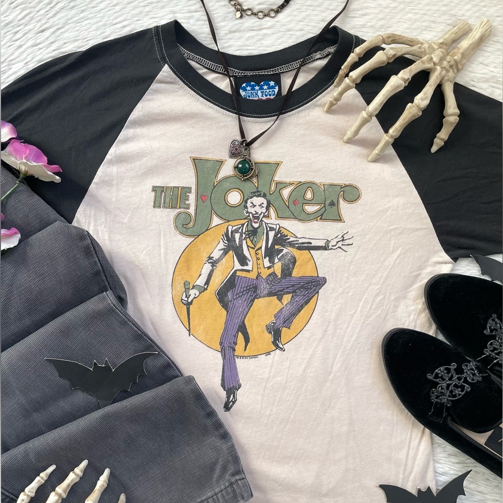 Y2k JUNKFOOD The Joker Raglan baseball tee - Picture 9 of 17